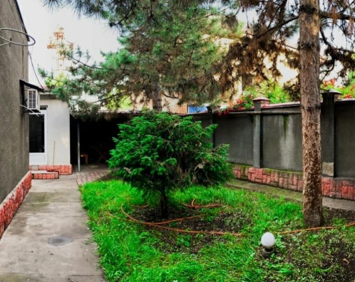Ala-Bel Guesthouse Bishkek Esterno foto