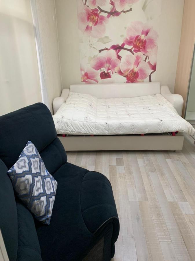 Ala-Bel Guesthouse Bishkek Esterno foto